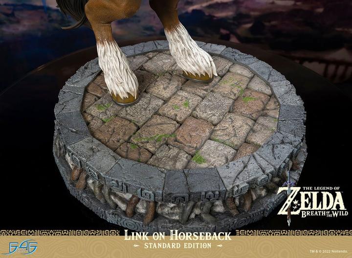 Produktbild First 4 Figures Breath of the Wild- Link on Horseback