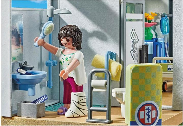 Actual product image Playmobil Modern hospital (71615, Playmobil Action Heroes)