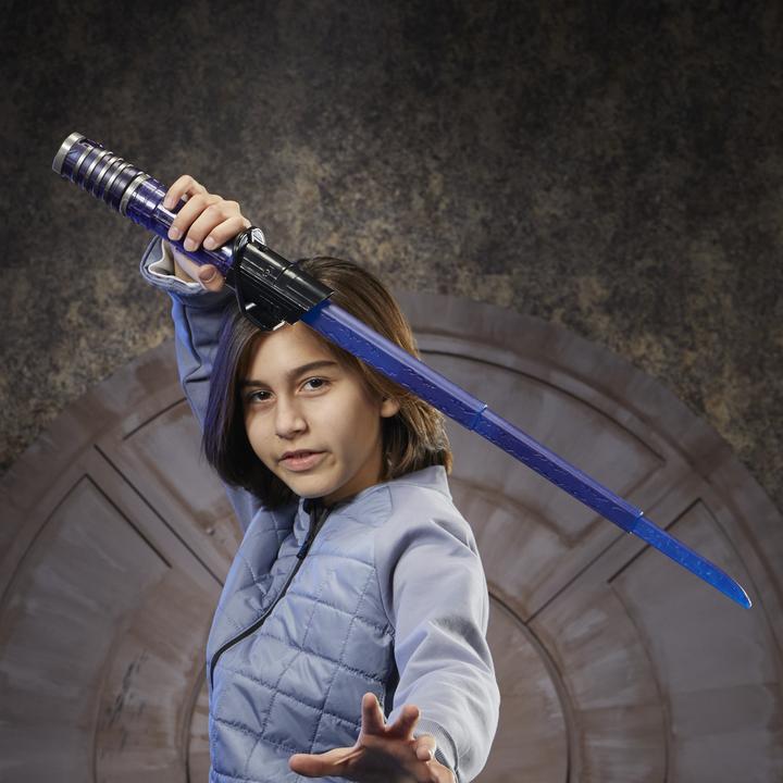 Actual product image Hasbro Star Wars Lightsaber Forge Kyber electronic lightsaber Darksaber