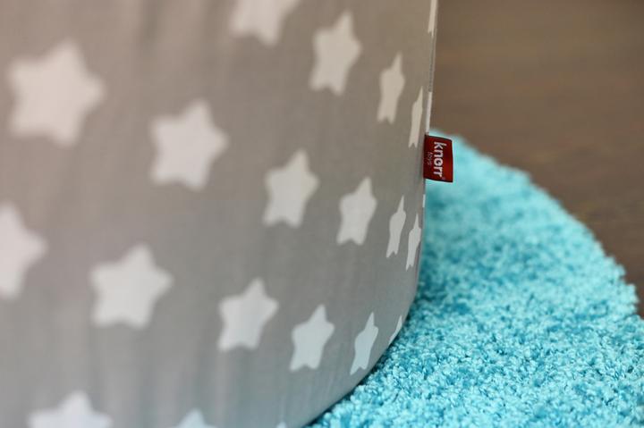 Actual product image Knorrtoys Bällebad soft - "Grey white stars" - 300 balls grey/creme (ca. 6cm Durchmesser)