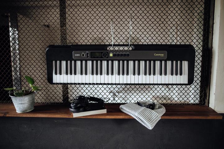 Immagine prodotto Casio LK-S250 (61 Chiavi)