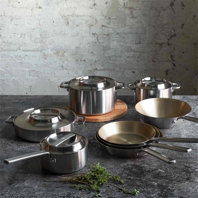 Actual product image Fiskars Pan north steel tray 28 cm (28 cm, Casserole + Stewpot)