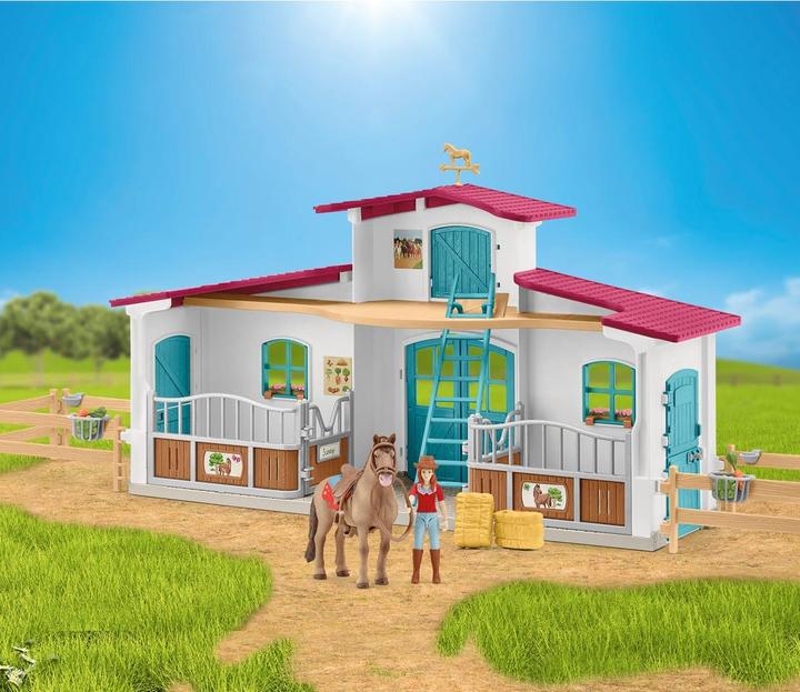 Actual product image Schleich Lakeside Riding Center Starter Set