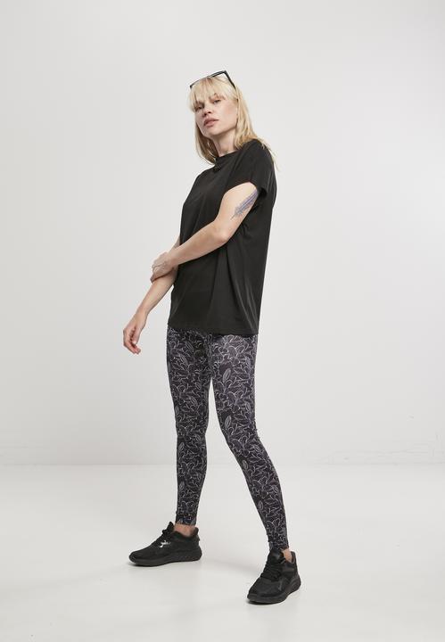 Immagine prodotto Urban Classics Ladies Oversized Cut On Sleeve Viscose Tee (XL)