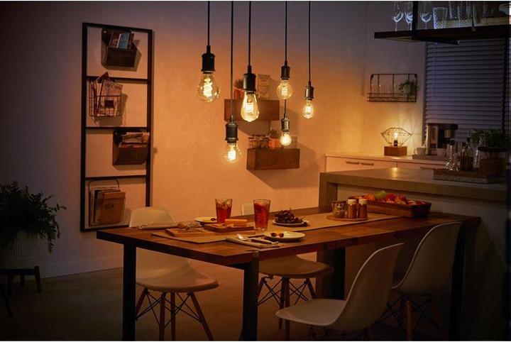 Actual product image Philips Hue White BT (E27, 7 W, 550 lm, 1 x, G)