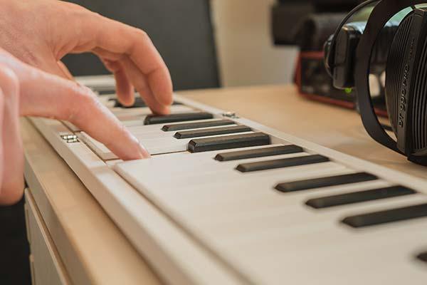 Image du produit Blackstar Piano pliant 49 (49 Boutons)