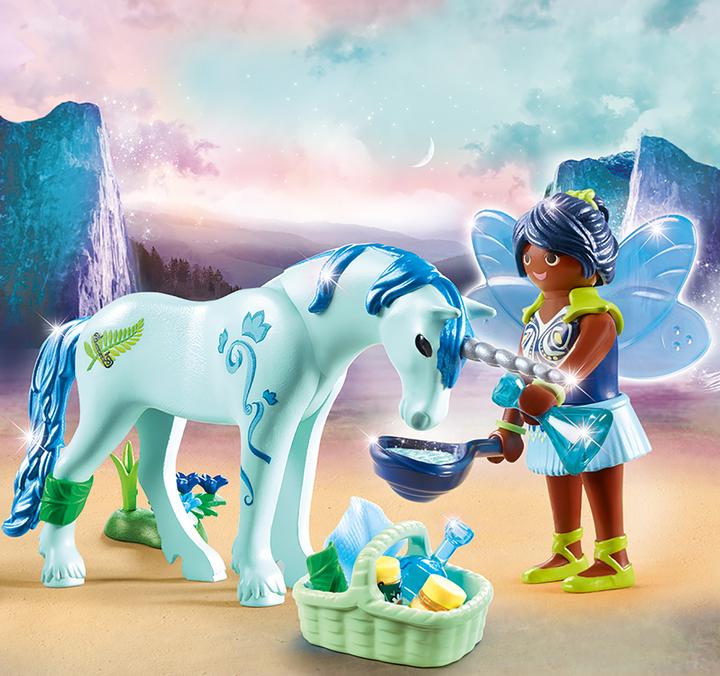 Actual product image Playmobil Unicorn with Healer Fairy (70656)