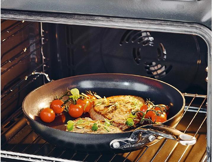 Actual product image Greenpan Barcelona (20 cm, Frying pan, Cast aluminium)