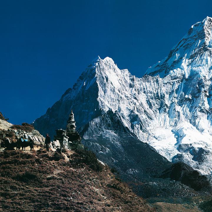 Produktbild Himalaya 2024 (30 x 30 cm, Harter Einband, Spanisch, Französisch, Italienisch, Polnisch, Englisch, Niederländisch, Tschechisch, Deutsch)