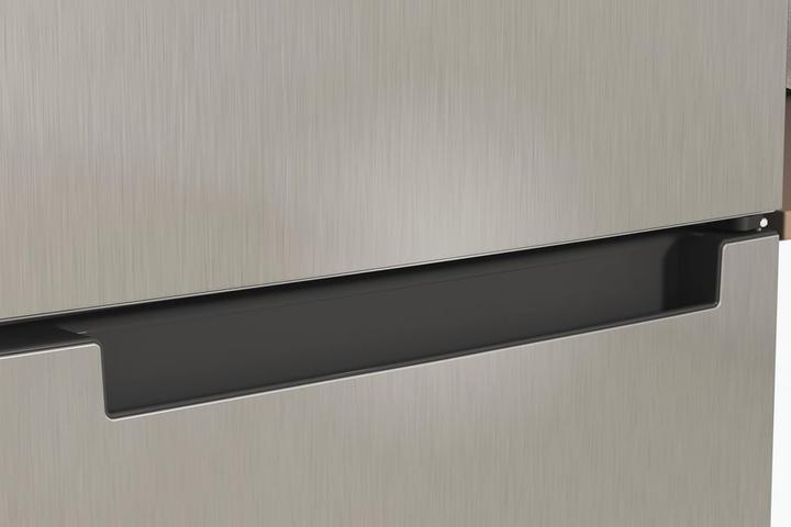Actual product image Indesit INFC9 TI22X Free-standing fridge freezer 367 L E Stainless steel (367 l)