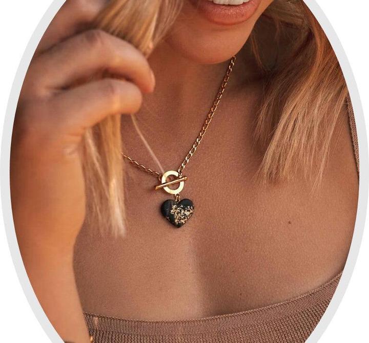 Image du produit C. Jungle Collier avec pendentif coeur JASMINA3 Fait à la main en argent sterling plaqué or 14 carats (Argent sterling 925 recyclé, Plaqué or 14 carats, Béton à très haute résistance)