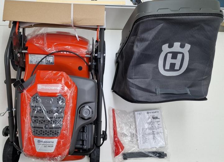 Image du produit Husqvarna LC 140P (Essence)