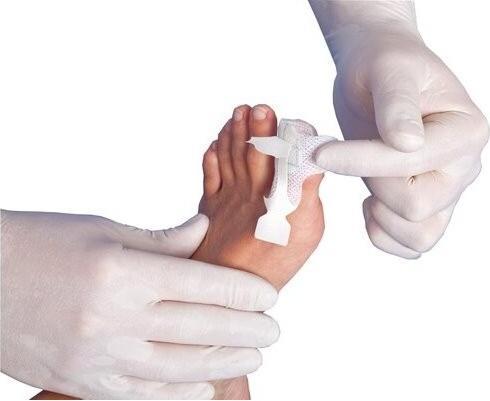 Produktbild 3M Tegaderm Foam HP Schaumkompresse Mini Kreuz adhesive 10 Stk