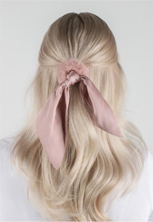Immagine prodotto Trisa Capelli - Scrunchie di pelliccia finta, beige rosato (Elastico per capelli)