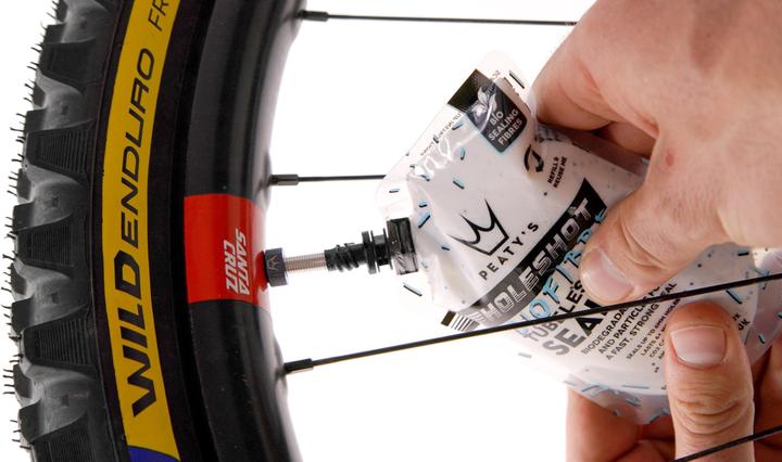 Actual product image Peaty's Holeshot BioFibre Tubeless Tyre Sealant - 120 ml
