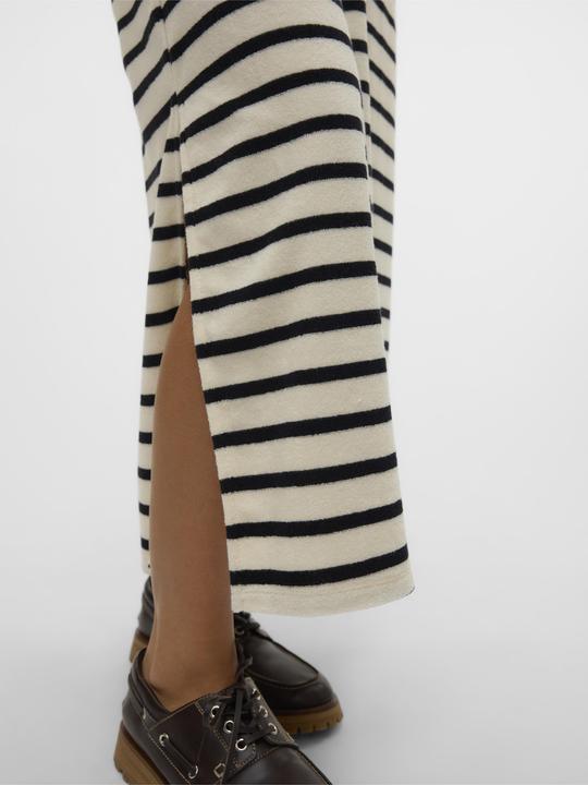 Actual product image Vero Moda VMEMELI Langes Kleid Kleid (M)