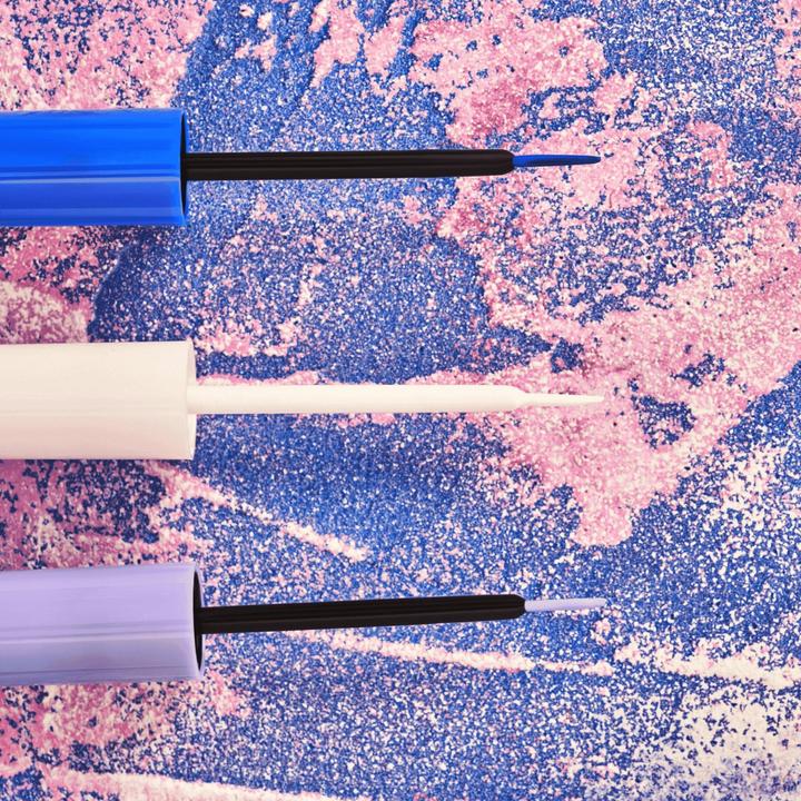 Produktbild essence COLOUR it! liquid eyeliner (02 White)