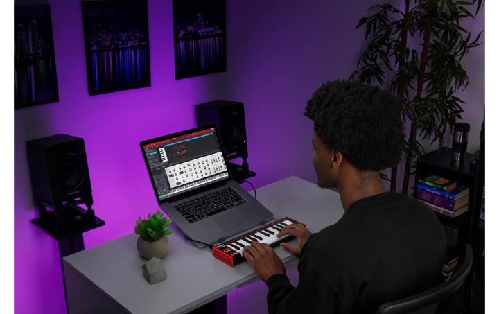 Actual product image Akai Professional LPK25 MKII (Controller)