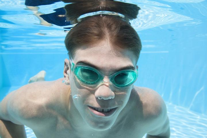 Actual product image Bestway Hydro-Swim™ swimming goggles IX1-1400 from 14 years, assorted