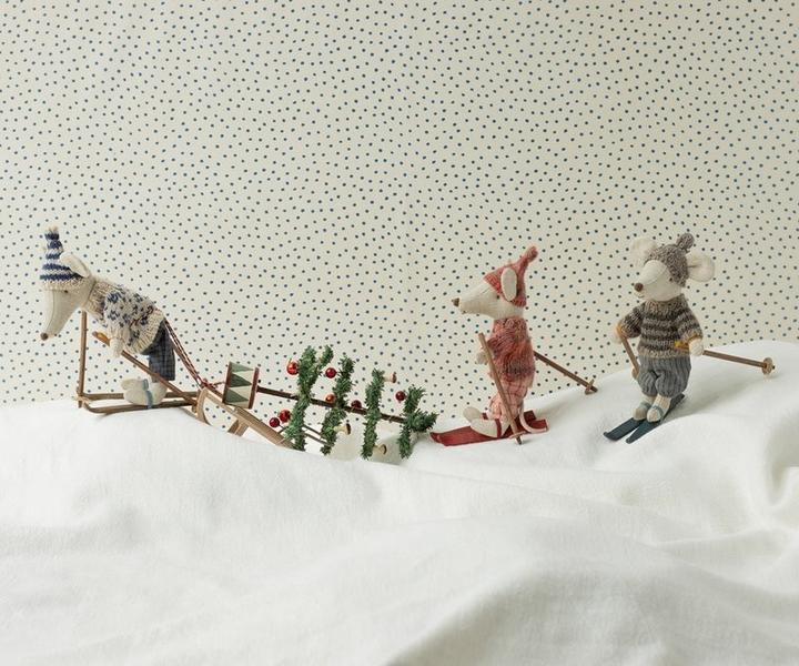 Produktbild Maileg Wintermaus mit Skiset (16 cm)