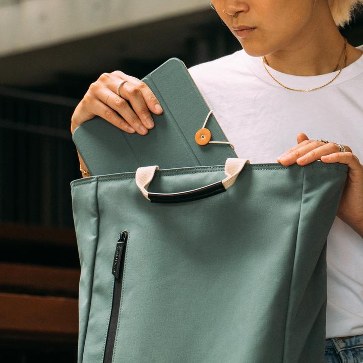 Actual product image Native Union W.F.A Backpack Slate (15 l)