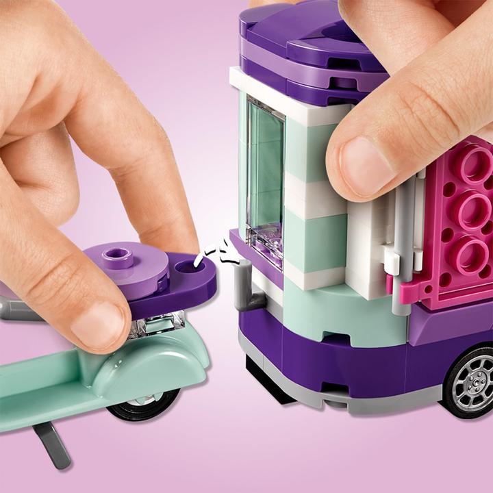 Actual product image LEGO Emma's rolling art kiosk (41332, LEGO Friends)