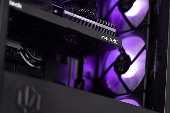 Image du produit Actina 5901443339281 PC Midi Tower AMD Ryzen™ 5 5600 DDR4-SDRAM SSD AMD Radeon RX 7700 XT Noir (AMD Ryzen 5 5600, 32 Go, 1000 Go, Radeon RX 7700 XT)