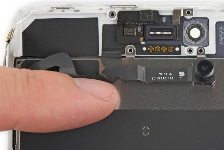 Actual product image Clappio Front camera module + flex cable for Apple iPhone 8 Plus, spare part for repair (Apple iPhone 8 Plus)