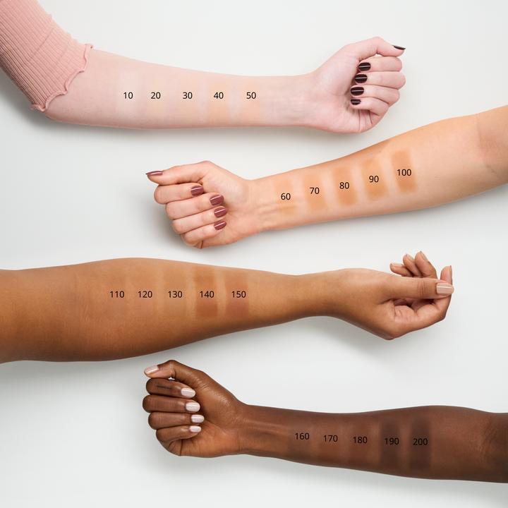 Image du produit essence I LOVE FLAWLESS SKIN foundation fond de teint (Ivoire clair)