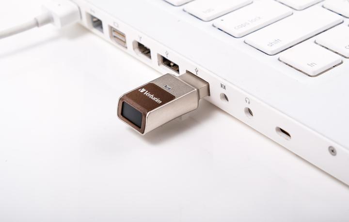 Produktbild Verbatim Fingerprint Secure (32 GB, USB 3.0, USB-A)