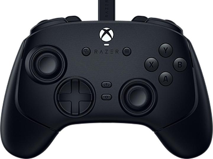 Actual product image Razer Wolverine V3 Tournament Edition, black - wired e-sports controller for Xbox & PC (Xbox One X, Xbox Series X, Xbox One S, Xbox Series S, PC)