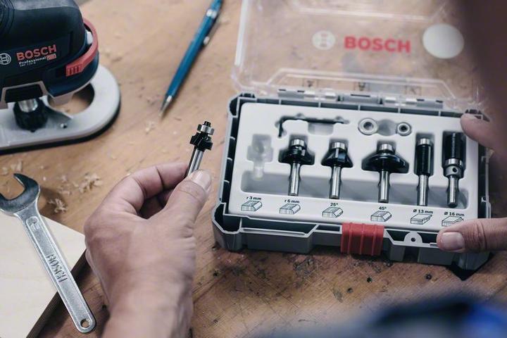 Actual product image Bosch Professional Zubehör Freehand burr set. 8 mm shank. 30 pieces