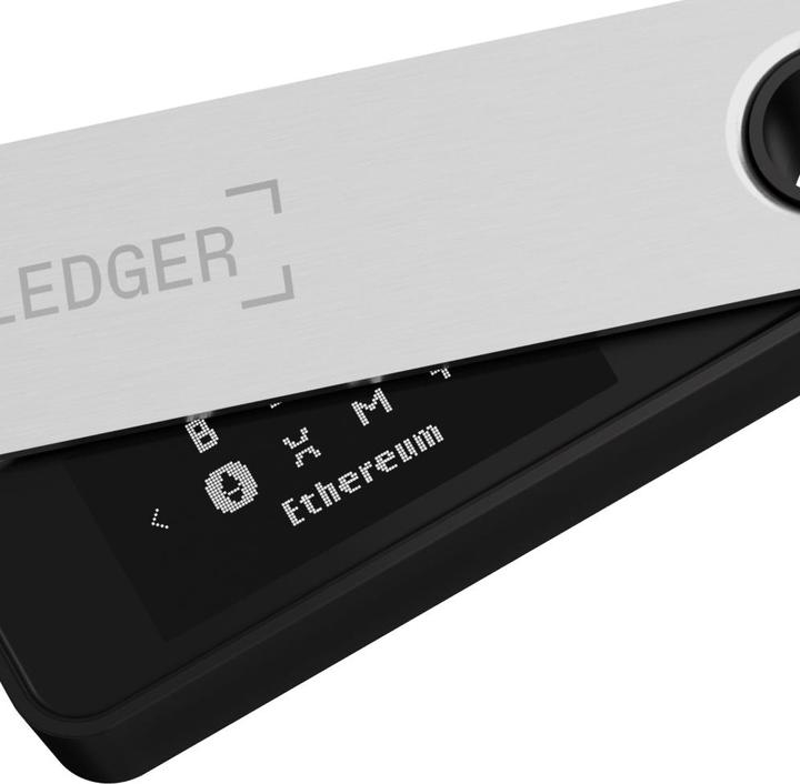 Produktbild Ledger Nano S Plus - Mattschwarz (Litecoin, Zcash, Dash, Bitcoin, Vertcoin, Neo, Ether, Ubiq, Ethereum Classic, Bitcoin Cash, Stellar, Komodo)