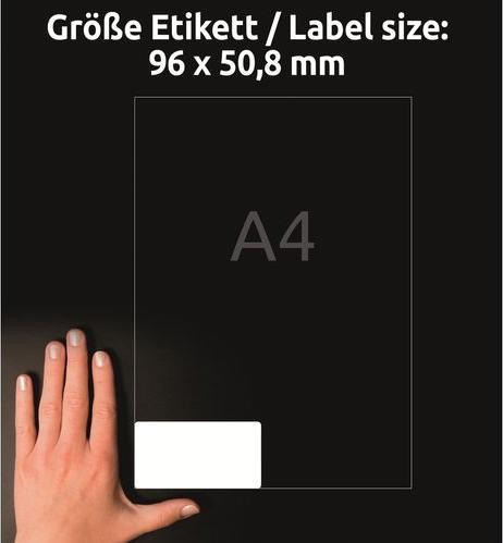 Actual product image Avery Universal labels