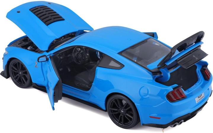 Actual product image Maisto Mustang Shelby GT500 2020 1/18 blue