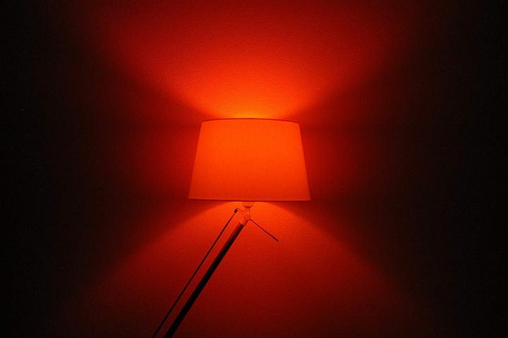 Immagine prodotto Innr Colore della lampadina intelligente (E27, 60 W, 806 lm, 1 x, F)