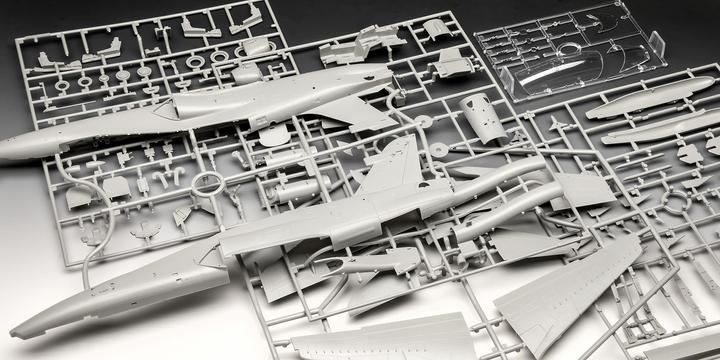 Produktbild Revell BAe Hawk T2