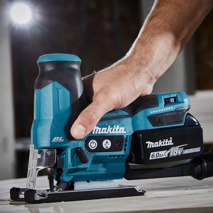 Actual product image Makita DJV185ZJ
