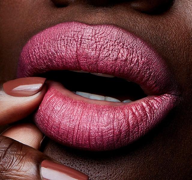 Actual product image MAC Cosmetics Retro Matte Liquid Lipcolour (Metallic Rose)