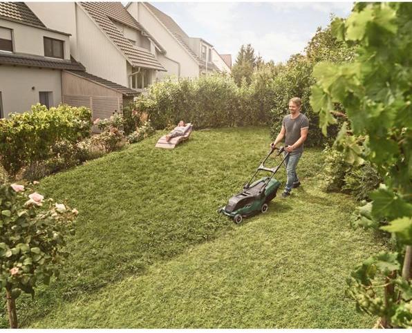 Produktbild Bosch Home & Garden AdvancedRotak 750 (Netzbetrieb)