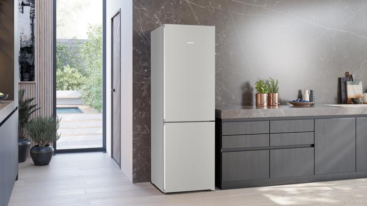 Image du produit Siemens iQ300, Free-standing fridge freezer with freezer at bottom, 186 x 60 cm, Inox-easyclean, MK67KGNIBA (321 l)