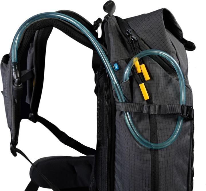 Actual product image Vanguard Veo Active 49 GY (Camera shoulder bag, 35 l)