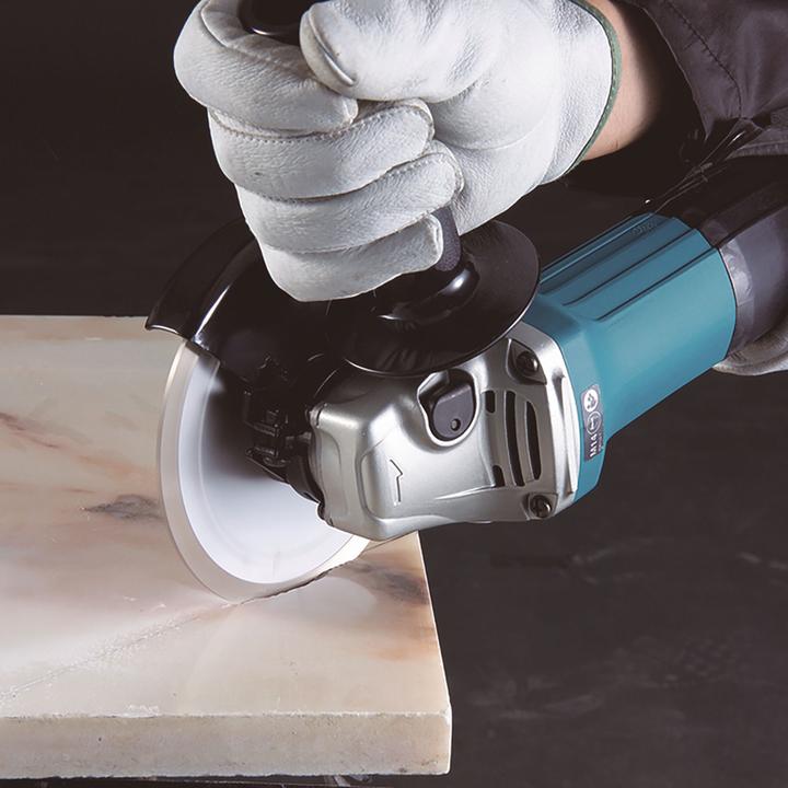 Actual product image Makita Ø 125mm angle grinder GA5030RSP1 +accessories 720 Watt (125 mm)