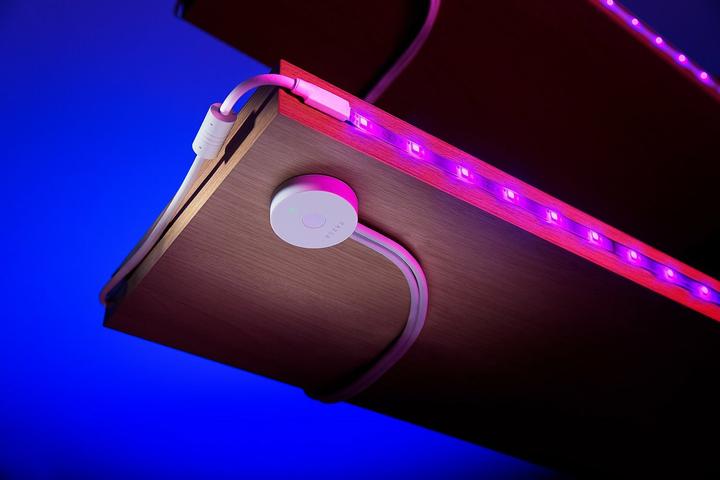 Immagine prodotto Razer Strisce luminose intelligenti Aether - Strisce LED RGB per case intelligenti (Multicolore, 200 cm, Interno)