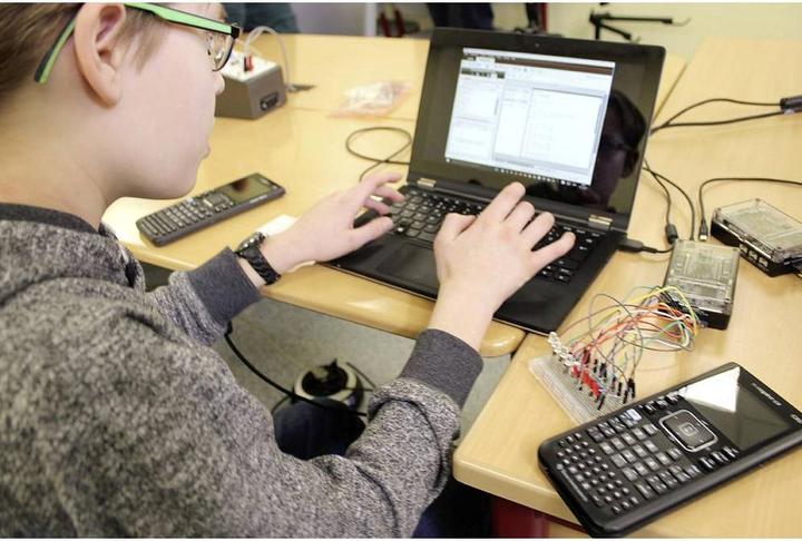 Actual product image TI Programmable Innovator™ Hub