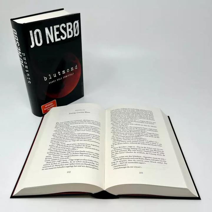 Actual product image Blutmond (Ein Harry-Hole-Krimi 13) (German, Jo Nesbø, Günther Frauenlob, 2022)