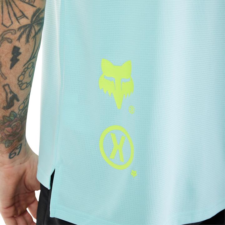 Actual product image Fox Defend SS Jersey Elevated (XL)