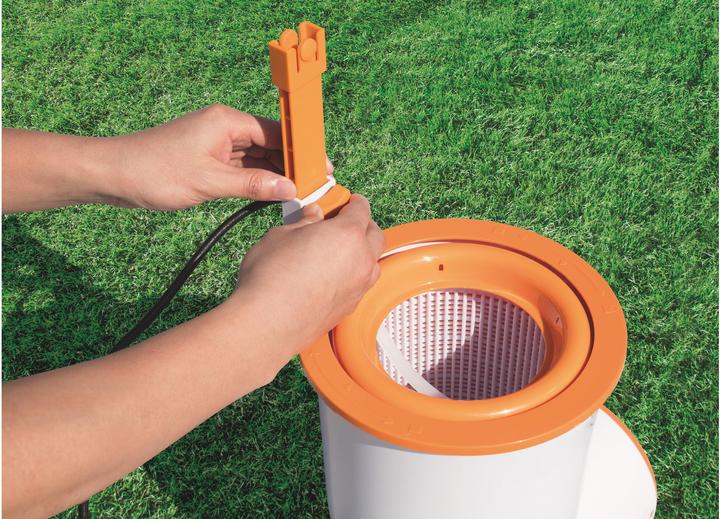 Actual product image Bestway Skimatic-Filterpumpe 2.574 l/h