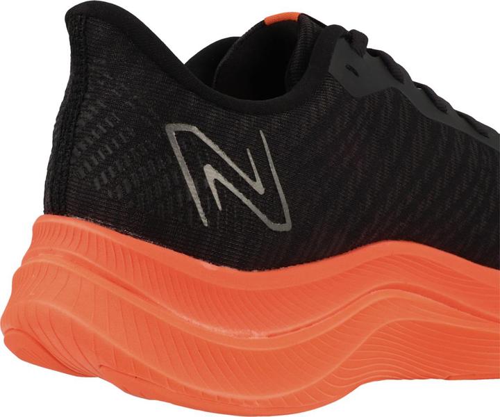 Immagine prodotto New Balance FuelCell Propel V4 (46.5)