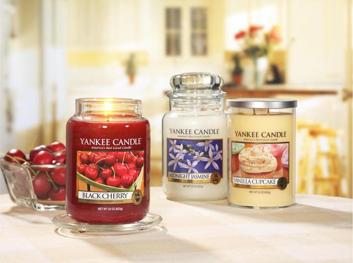 Actual product image Yankee Candle Black Cherry (104 g)
